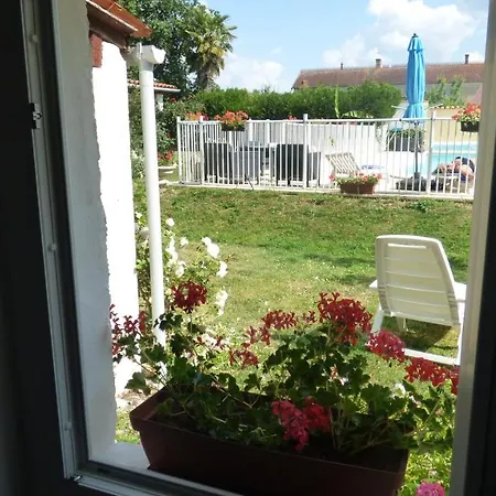 Les Deux Rivieres Apartment Les Touches-de-Perigny